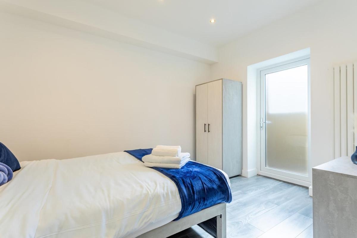 Stylish 2-Bed Flat In The Heart Of West Hampstead Apartamento Londres Exterior foto
