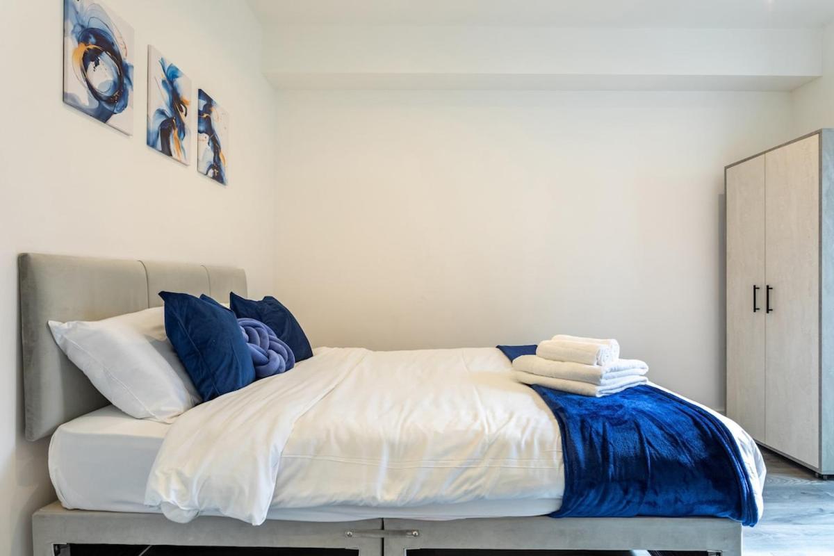 Stylish 2-Bed Flat In The Heart Of West Hampstead Apartamento Londres Exterior foto
