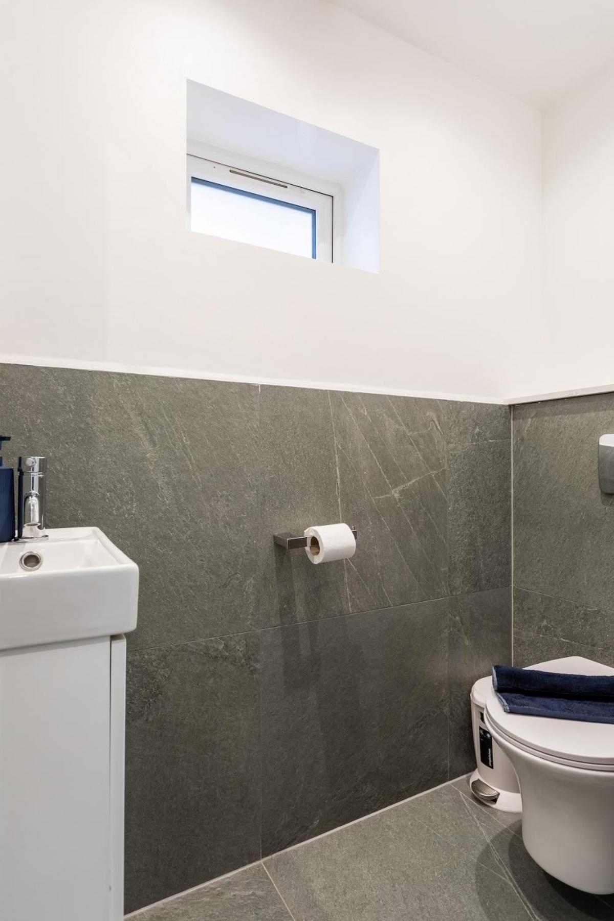 Stylish 2-Bed Flat In The Heart Of West Hampstead Apartamento Londres Exterior foto